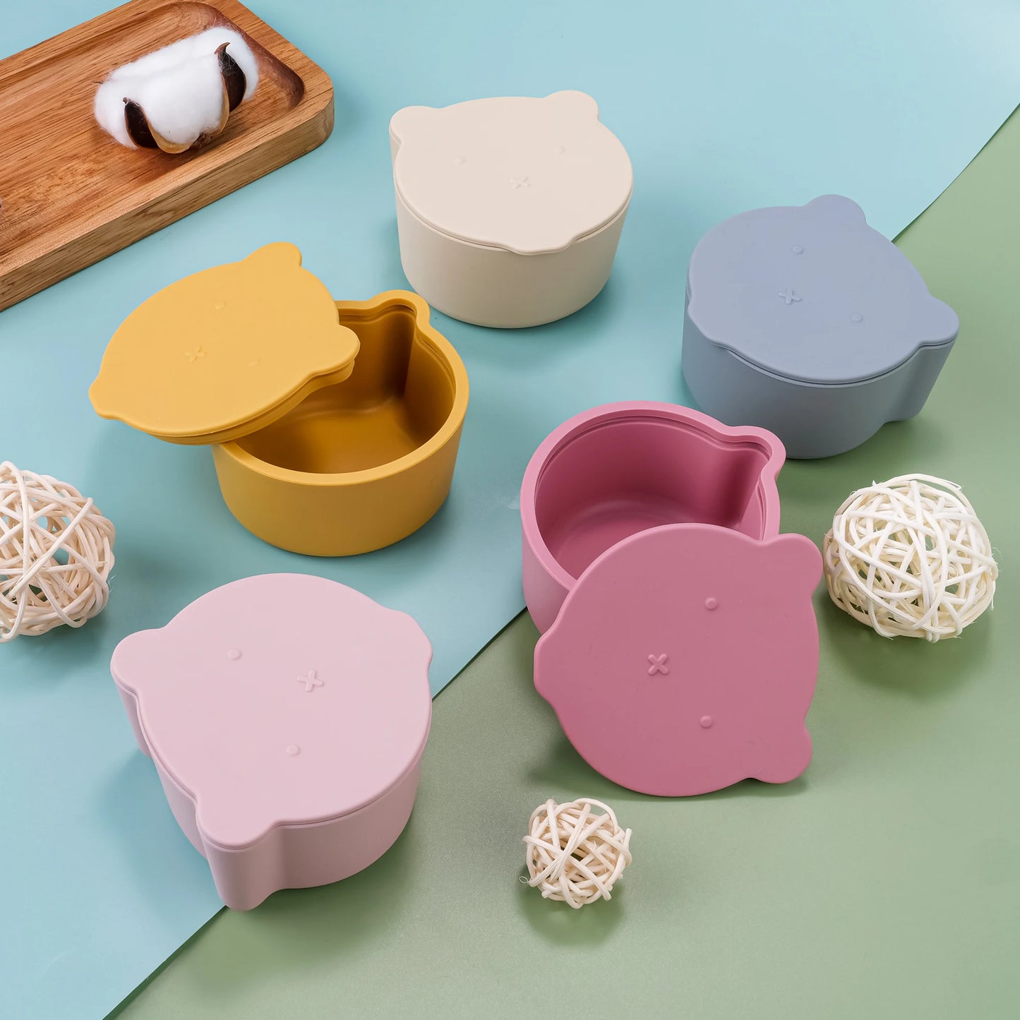 Silicone Lunch Box with Lid Microwave Safe Food Storage